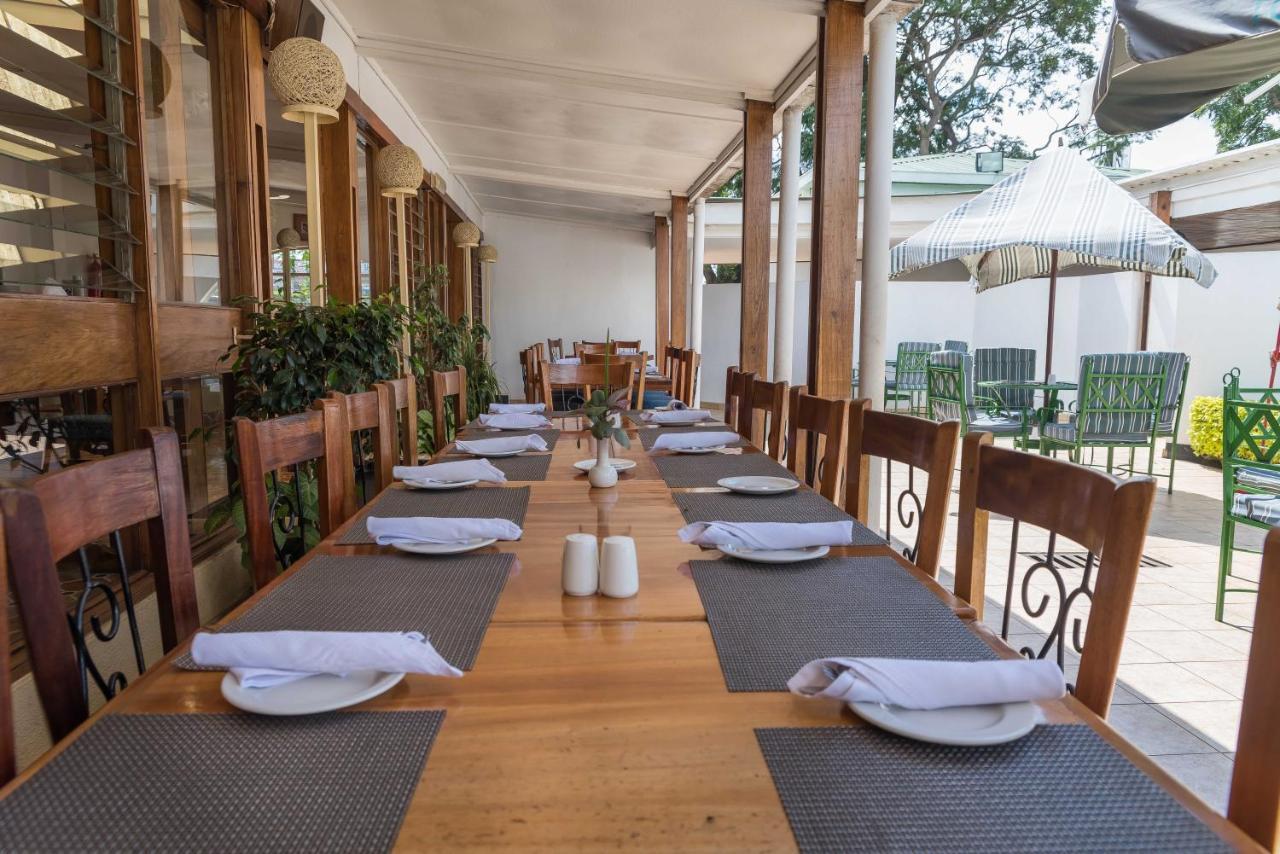 Sunbird Lilongwe Hotel Exterior photo
